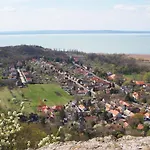 Feher Barany Szigliget