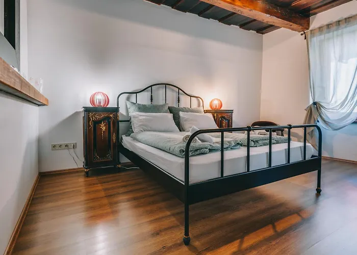 Feher Barany Szigliget